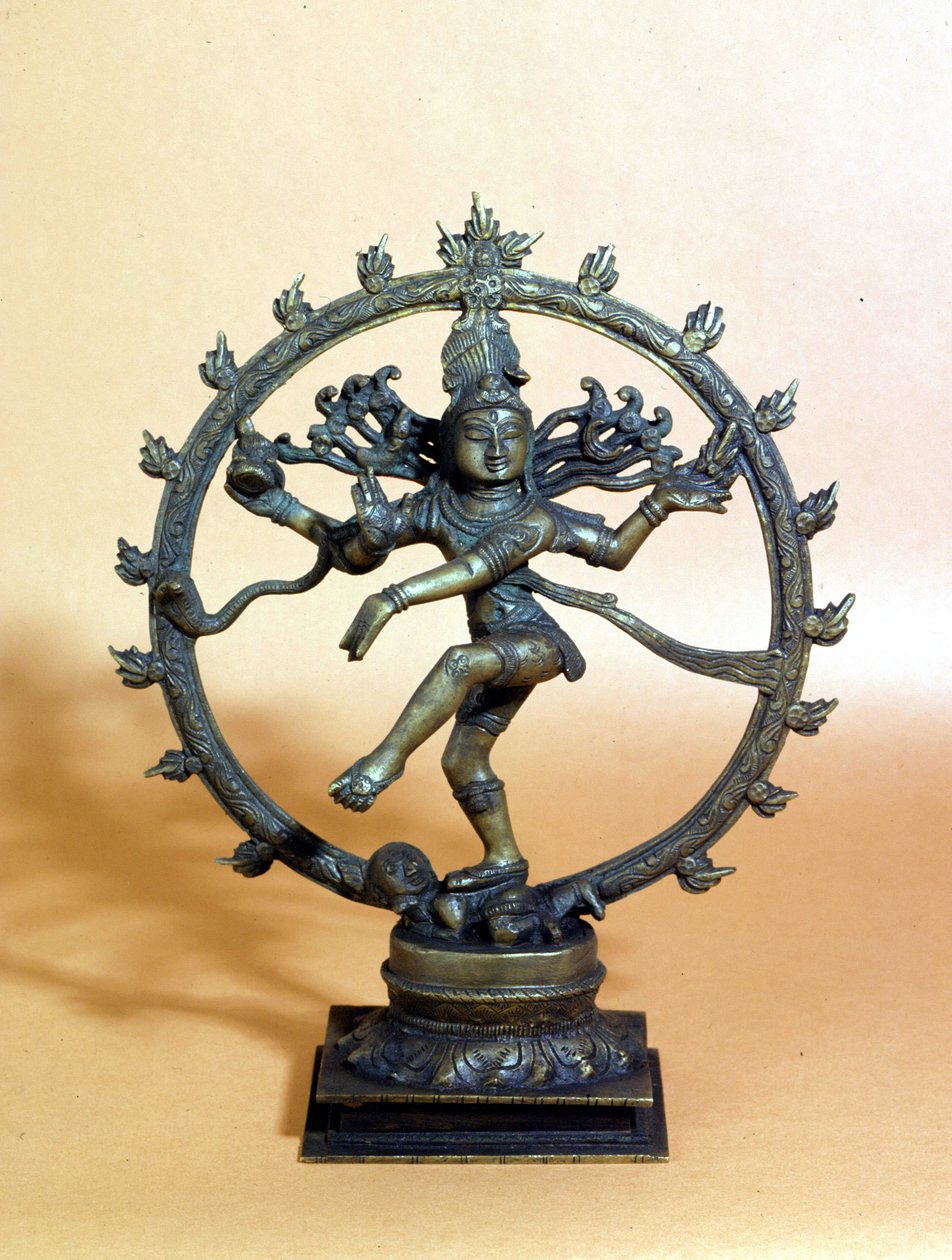 Shiva danser i ildcirklen og knuser ondskabens ånd. 1700-tallet. , Milano af Indian School
