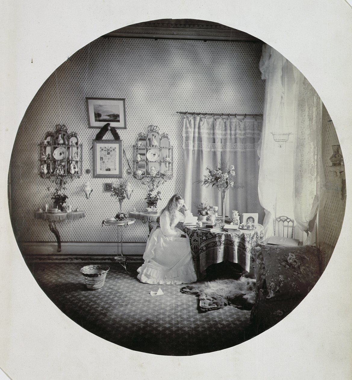 Interiør af Muckross House, ca. 1865 (albumin print) af Irish Photographer