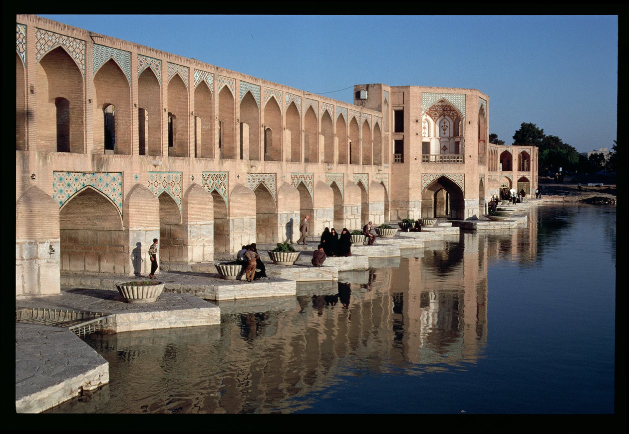 Khaju Bridge-dæmningen, Safavid-perioden af Islamic School