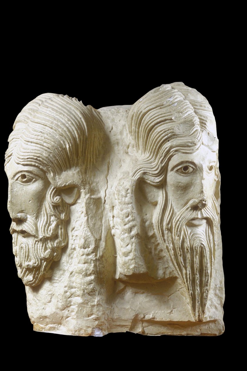 Fragment af en buste med tre hoveder, der repræsenterer Treenigheden, fra Bebudelseskirken i Nazareth af Israeli School