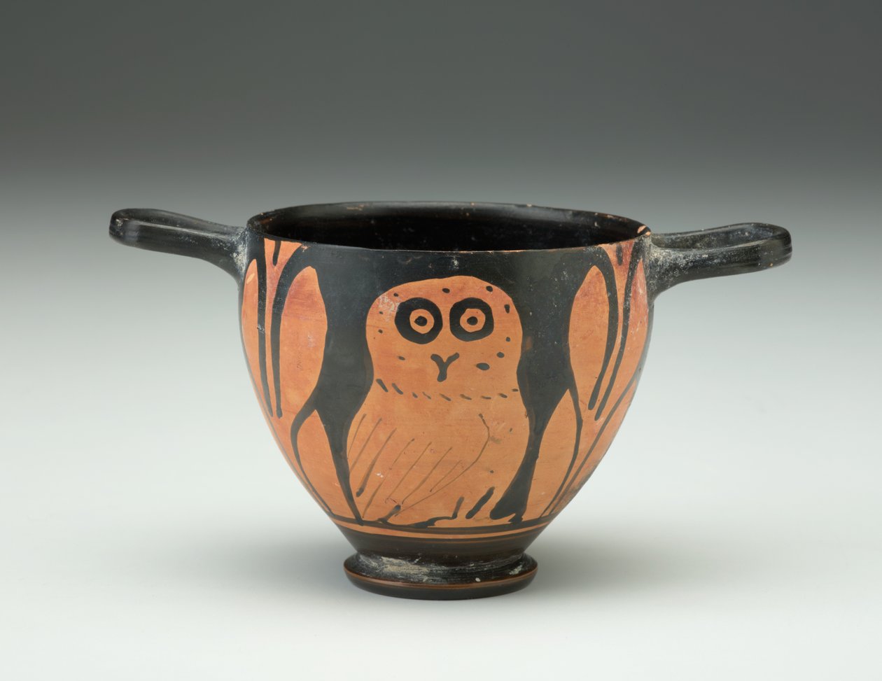 Skyphos, ca. 400-350 f.Kr. (keramik med rød figur) af Italian Peninsula