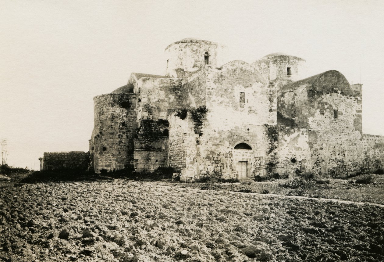 Klosteret Agios Varnavas, Engomi, Cypern, fotografi af Camille Enlart, Paris af Italian Photographer