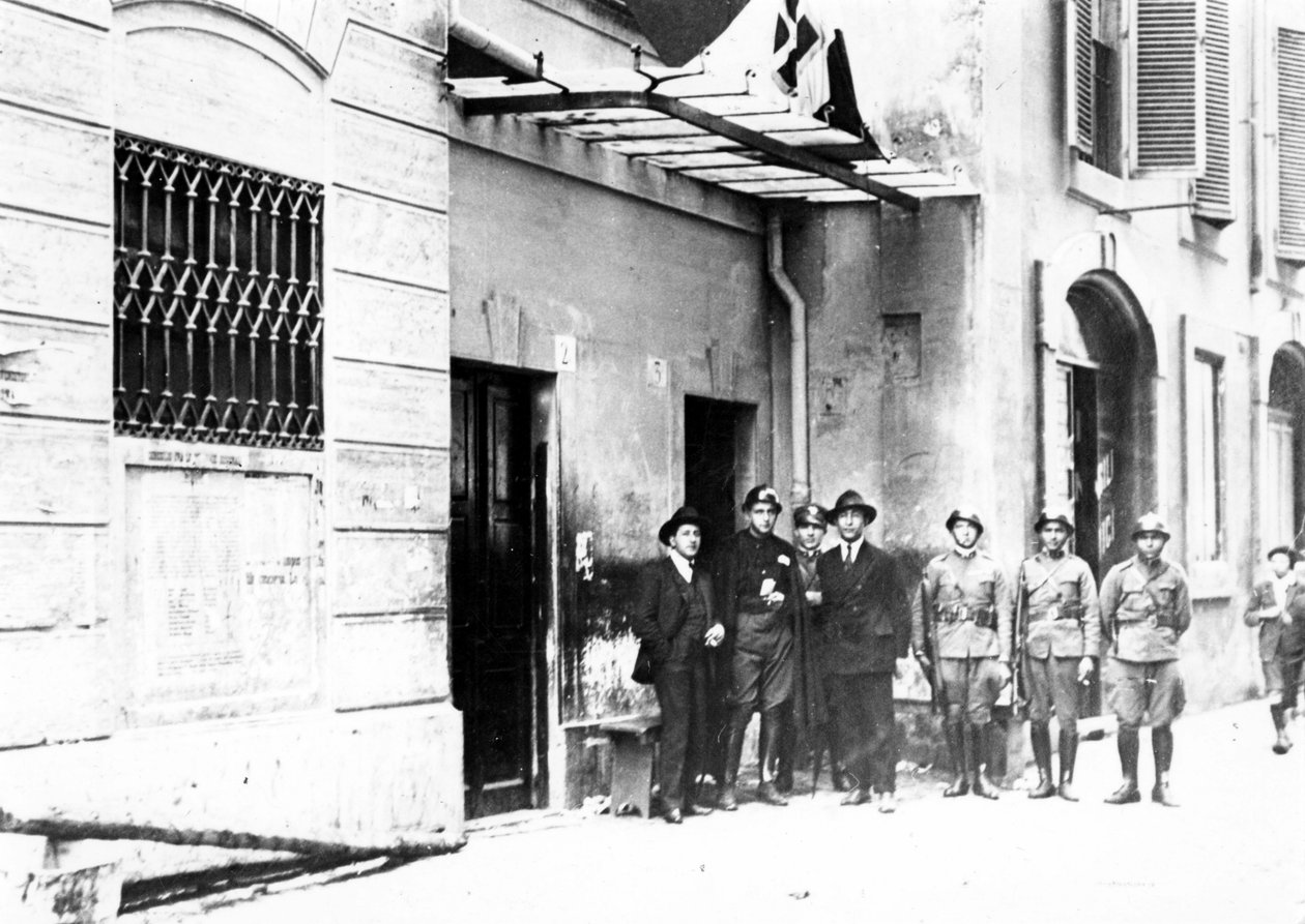 Fascistpartiets første sæde i Milano ved Via Paolo da Cannobio. sd. 1920