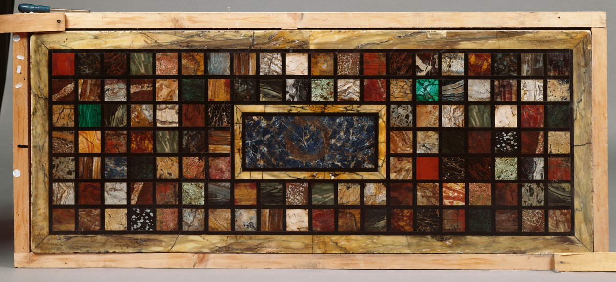 En italiensk bordplade centreret af et lapis lazuli-panel af Italian School