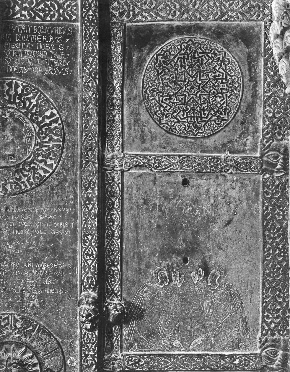 Bronzedør, Mausoleum af Bohemund I af Hauteville (se også 266975) (detaljer) (s/h foto) af Italian School