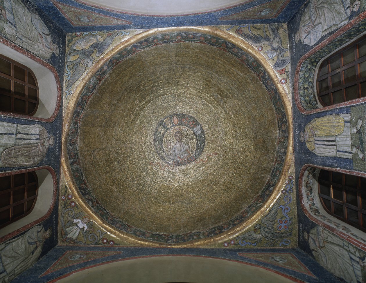 Kupol dekoreret af mosaikker, der repræsenterer Saint Victor Kapel i San Vittore i ciel d