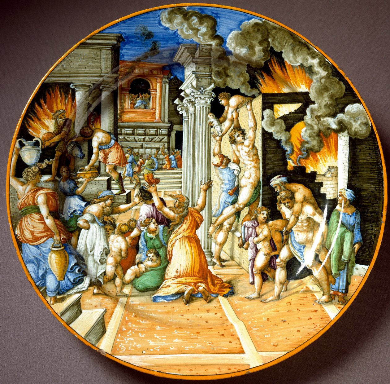 Enee og hans far Anchise under den trojanske brand Keramisk plade produceret i Urbino, Italien. 1560 omkring Firenze, Museo Nazionale del Bargello - Aeneas og hans far Anchises under afbrændingen af Troja. Keramisk tallerken fra Urbino. Cirka 1560. Nationa af Italian School