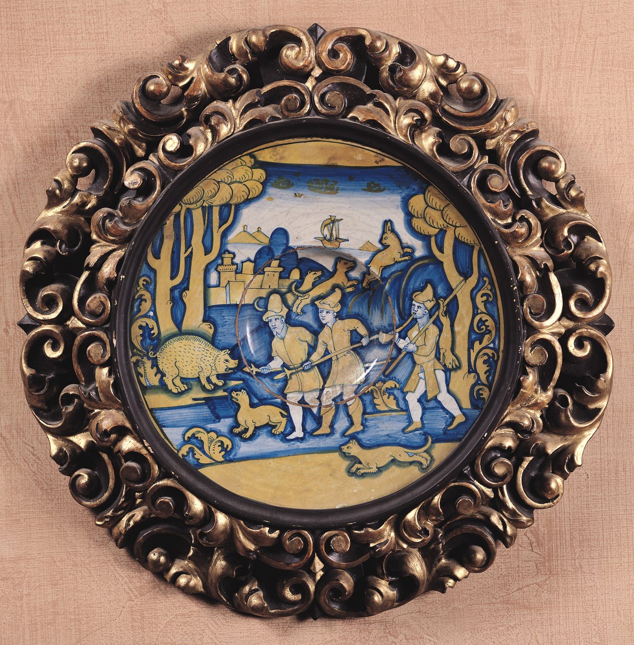 Tallerken dekoreret med en jagtscene, Deruta Workshop, ca. 1540-45 (maiolica) af Italian School