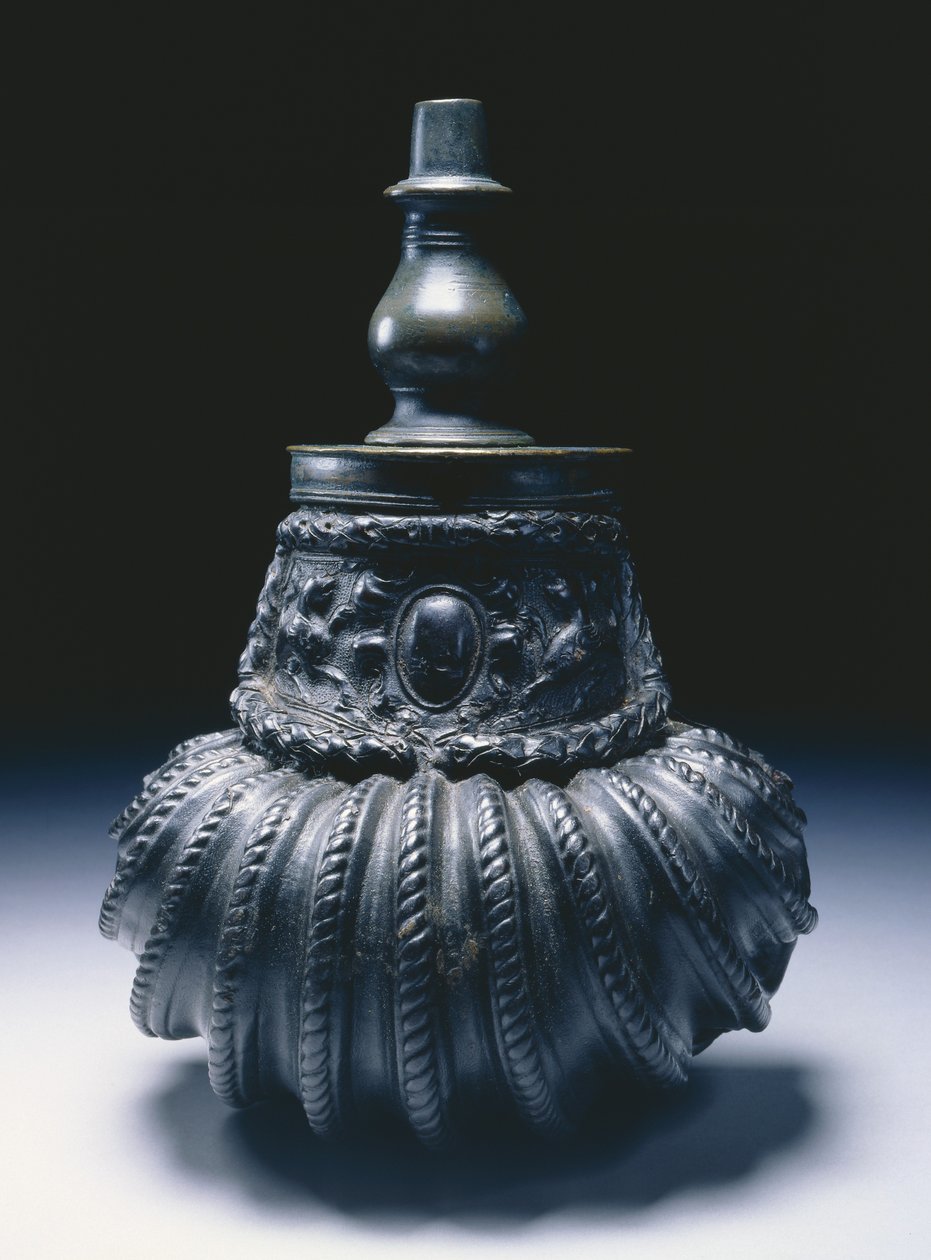 Pulverkolbe, ca. 1560-1570 af Italian School