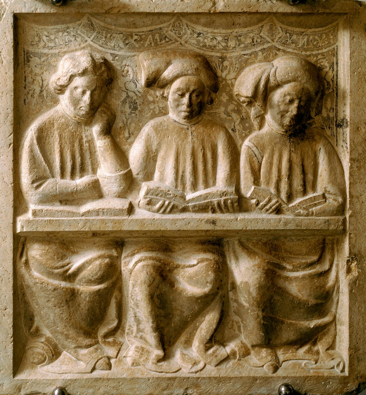 Studerende, der følger et kursus. (Lavt marmorrelief, begyndelsen af det 14. århundrede) af Italian School