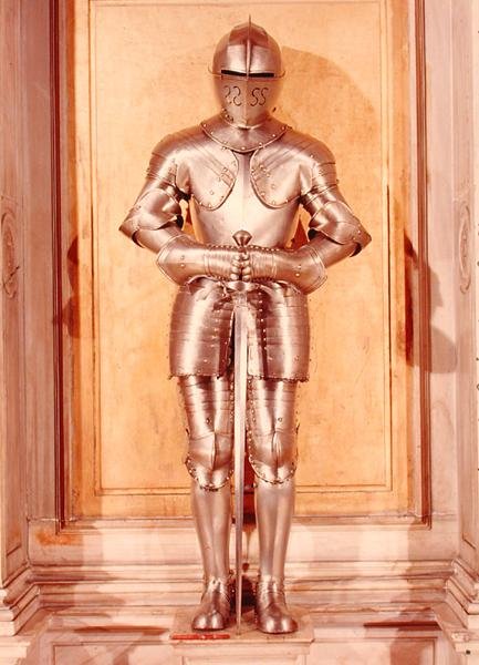 Panserdragt tilhørende Henri IV (1553-1610) ca. 1600 (jern) af Italian School