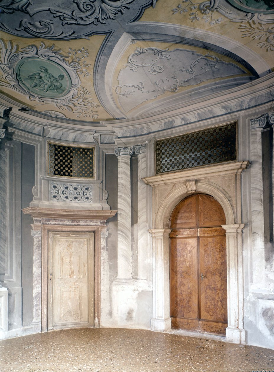 Ospedalen. Rummet hvor Vivaldi (1678 - 1741) spillede. Venedig. Filharmoniske forældreløse børn sang bag porten. af Italian School