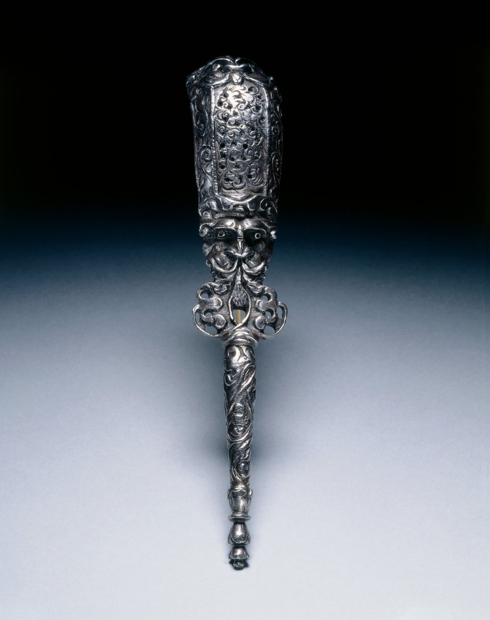 Aftrækkerværn til pistol, ca. 1680-1700 af Italian School
