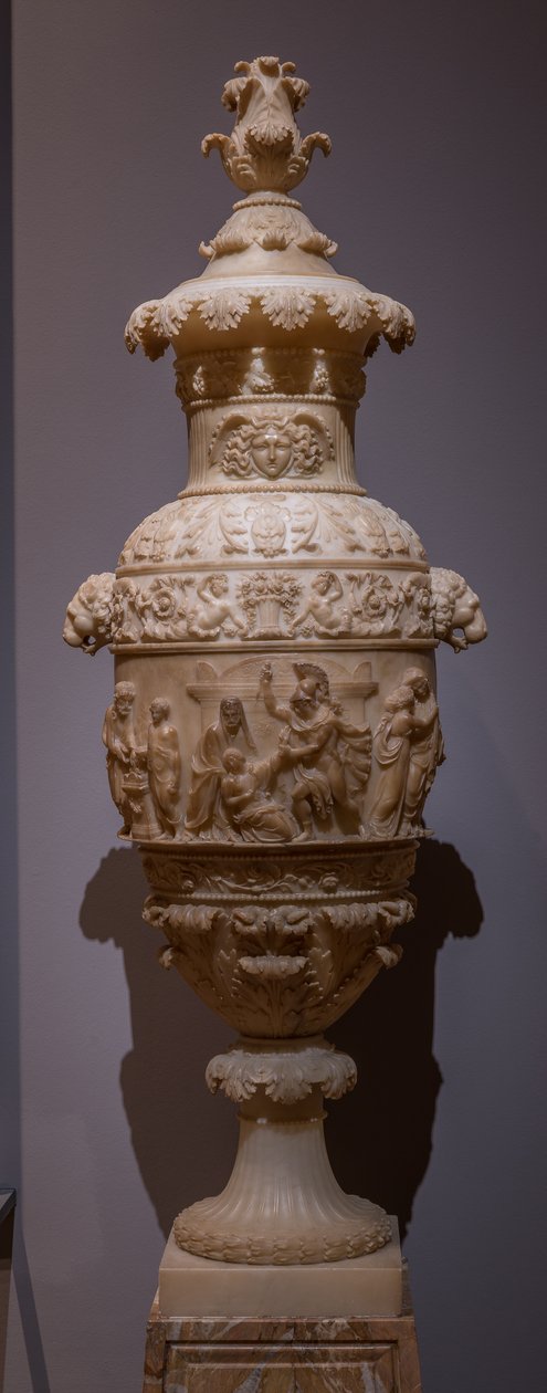 Vase med en klassisk scene: Polyxenas offer, ca. 1825 (alabast) af Italian School