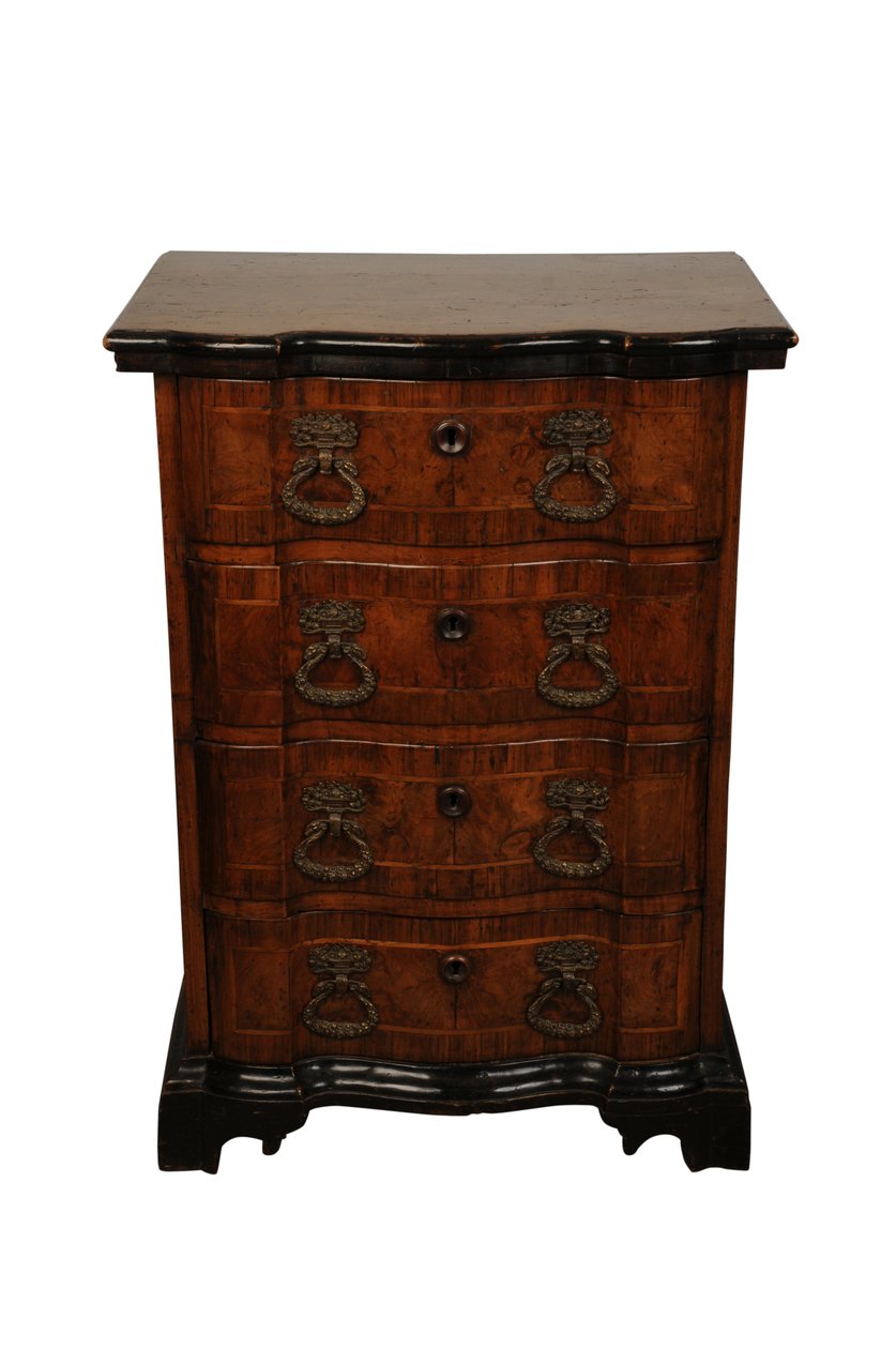 Kommode i valnød, ca. 1730 (valnød) af Italian School