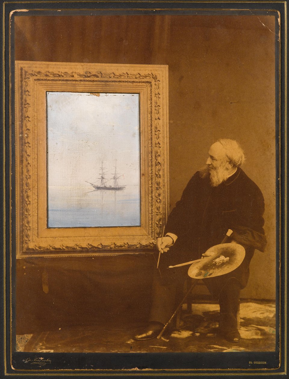 Udsigt over et havbillede med et fotoportræt af kunstneren af Ivan Konstantinovich Aivazovsky