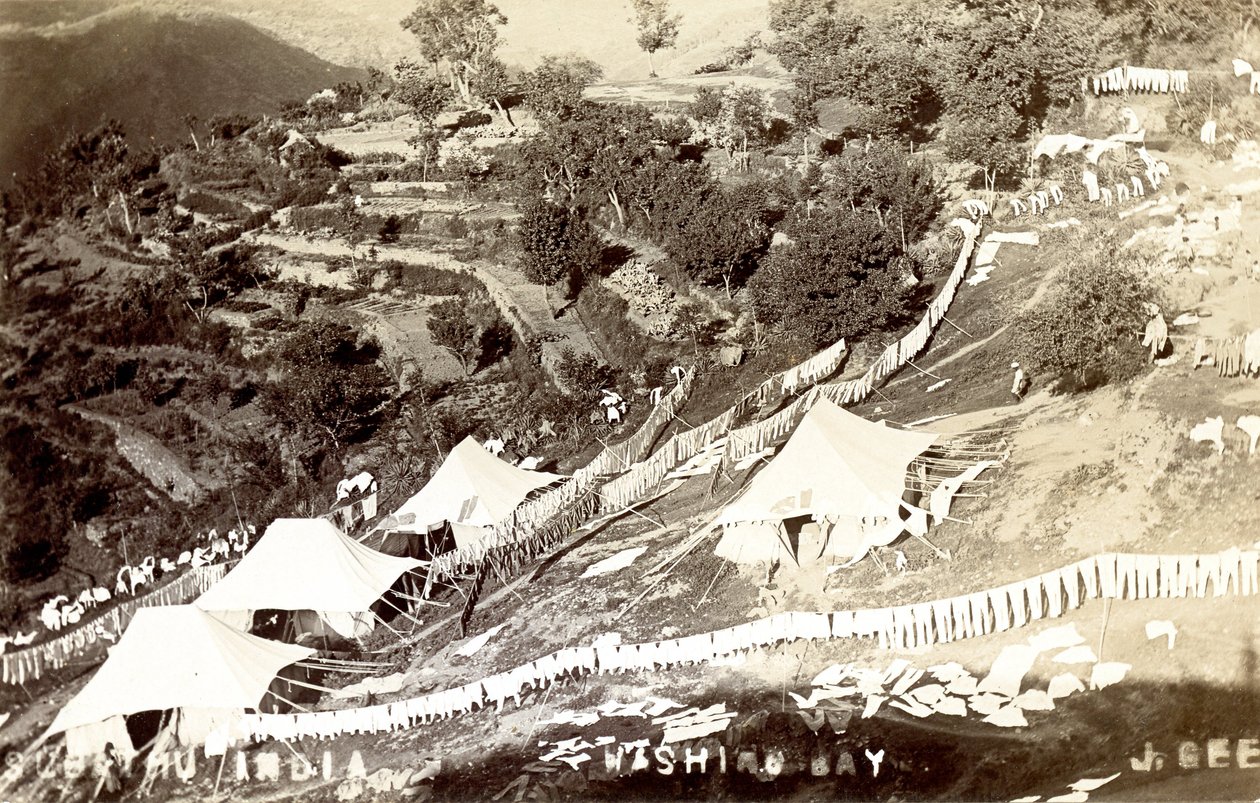Subathu India Washing Bay, ca. 1900-1930 (sepiafoto) af J. Gee