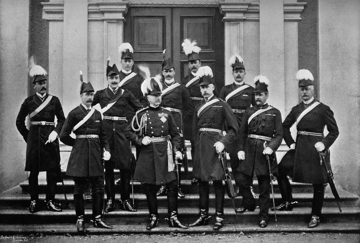 Lord Wolseley og hovedkvarterets stab i Irland, 1896. af J. Robinson and Son