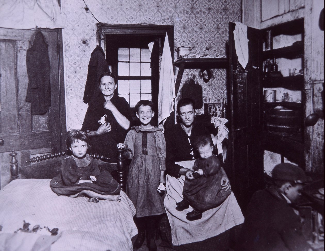 Slumbolig, New York City ca. 1905 (s/h-foto) af Jacob August Riis
