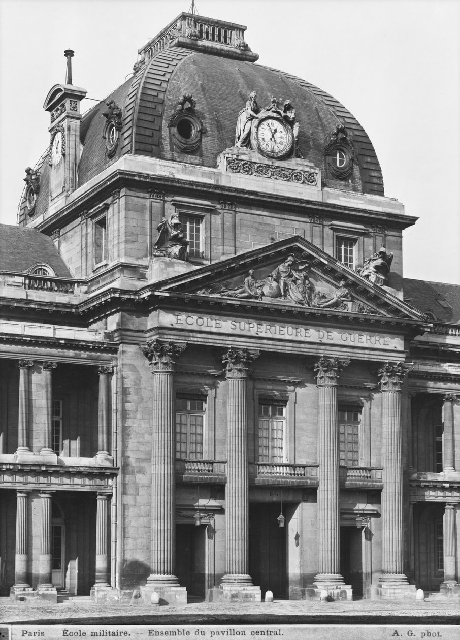 Ecole Militaire, hovedpavillonen, 1751-73 af Jacques Ange Gabriel