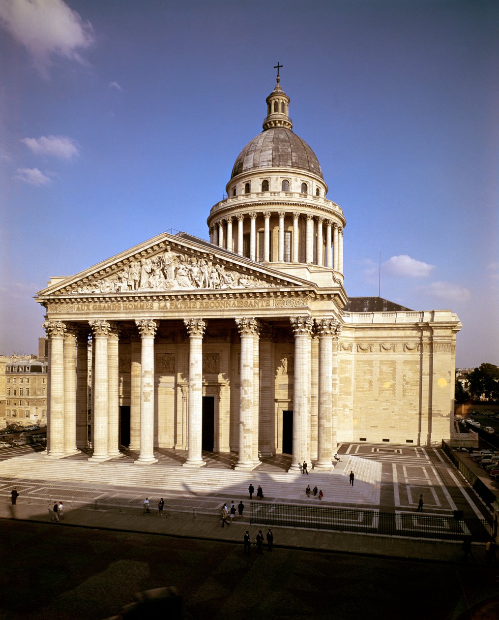 Udsigt til facaden, bygget 1757-90 af Jacques Germain Soufflot