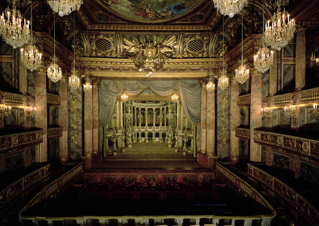 Operahusets interiør, færdiggjort i 1770 (restaureret 1952-71) af Jacques Ange Gabriel