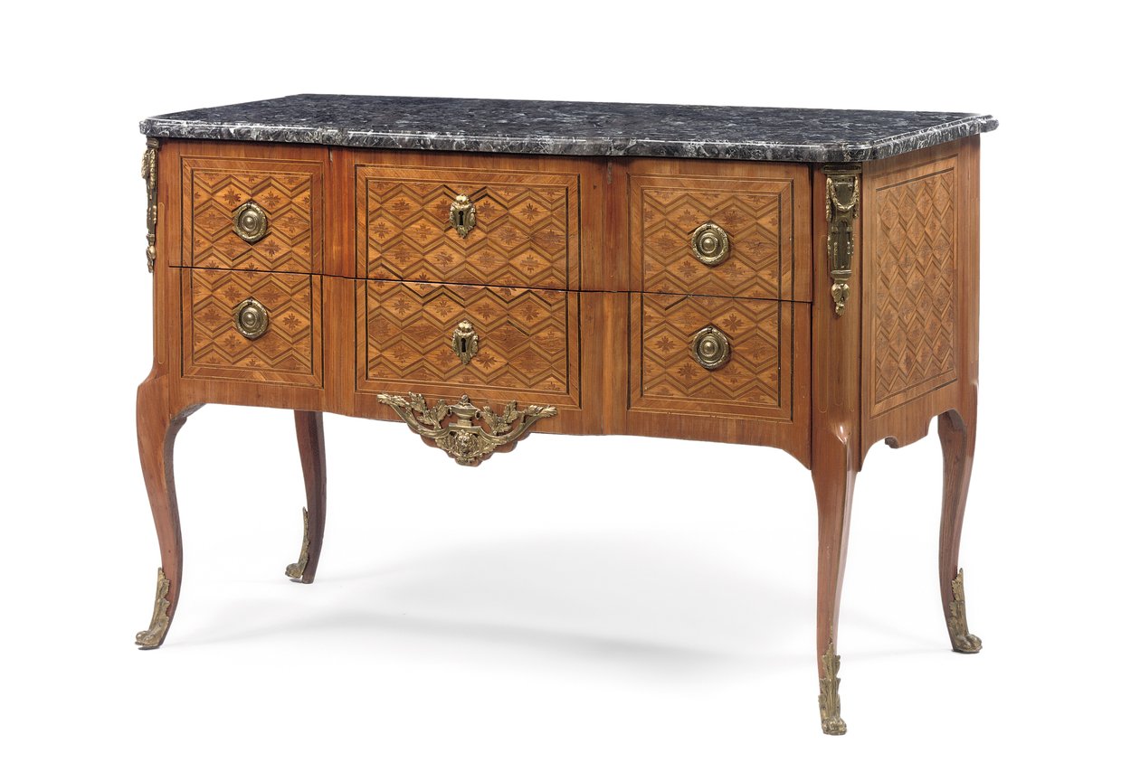 Sen Louis XV kommode, tredje fjerdedel af det 18. århundrede (ormolu monteret tulipantræ, amarant, farvet frugttræ, marmor og parket) (se også 714759) af Jacques Birckle