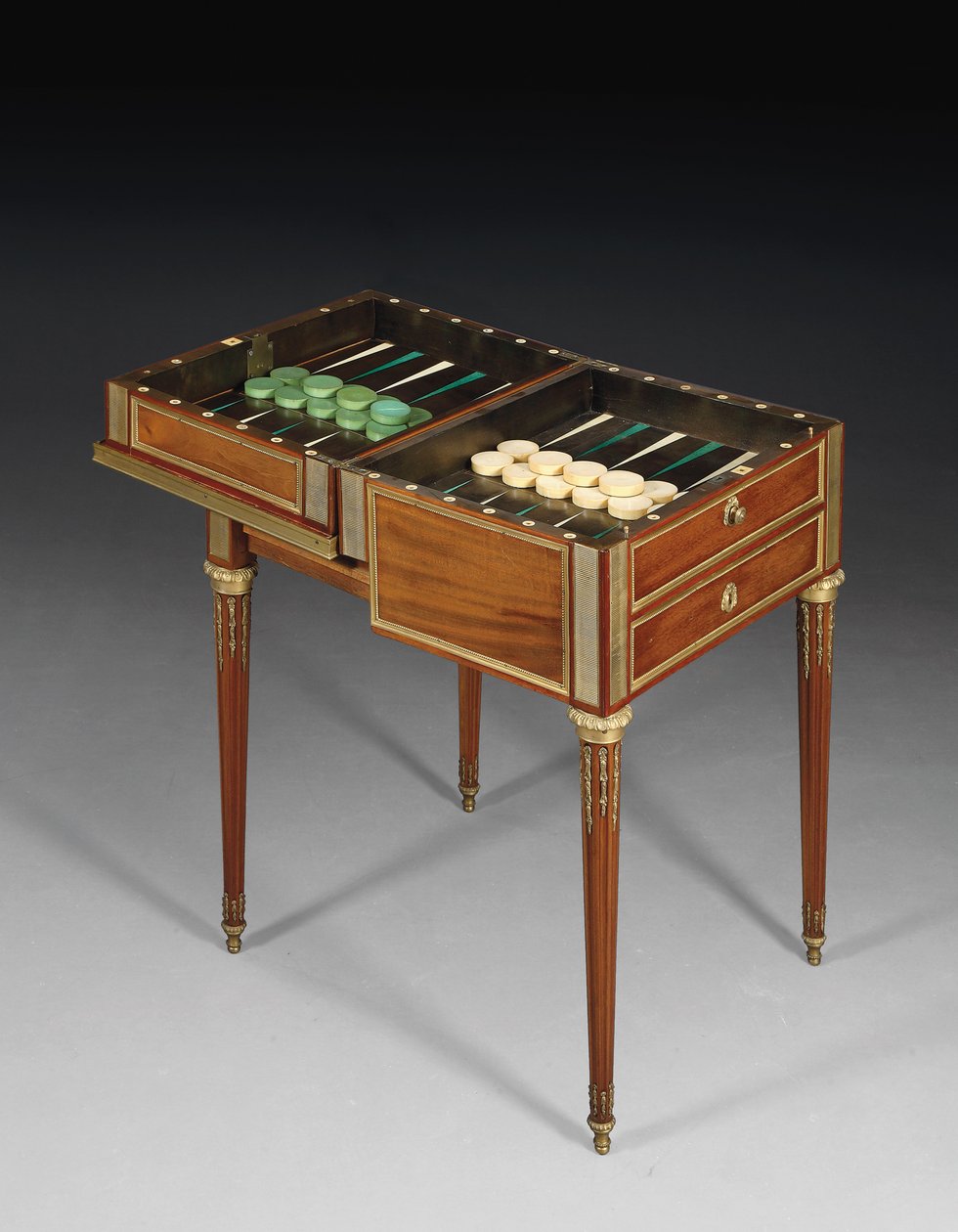 Louis XVI spillebord af Jacques Birckle