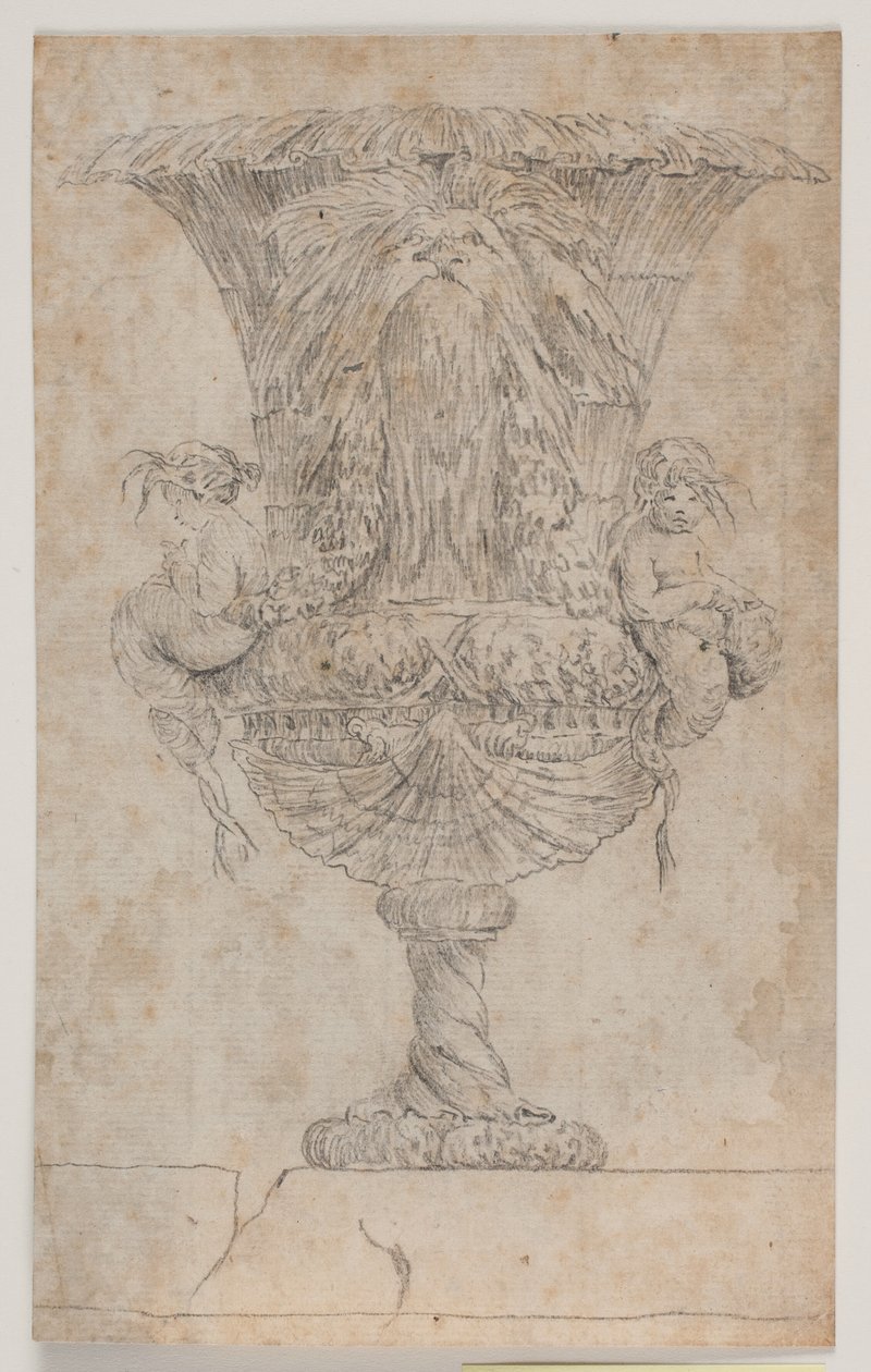 Prydvase med to putti (havfruer?). Kopi efter redigering (pl. 9) i suiten af de i 1746 af Saly tegnede vaser. "Vasa a se inventa...". af Jacques Francois Joseph Saly
