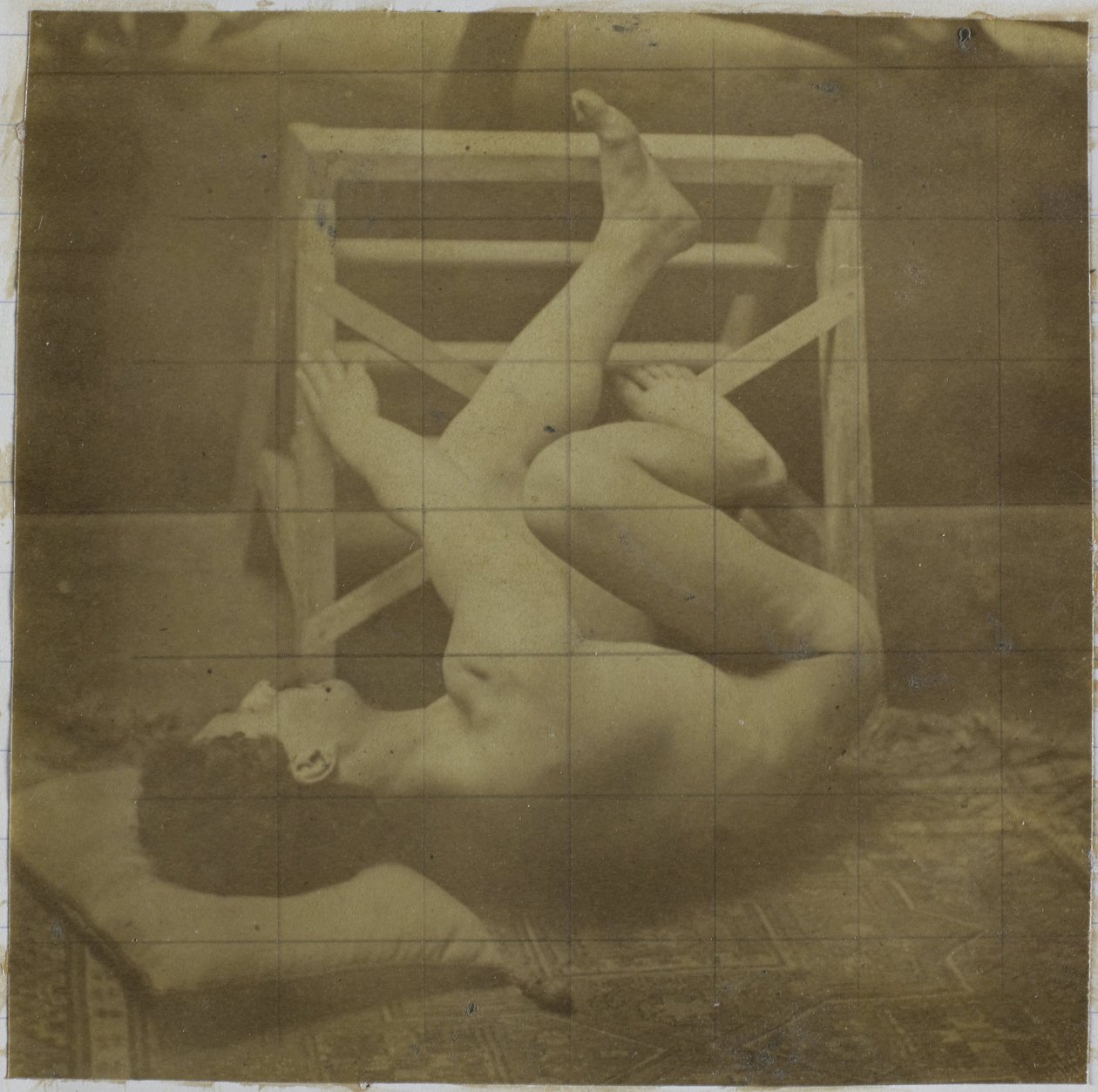Studie af en mandlig nøgenmodel, liggende med benene op ad trappen, i Jacques de Lalaings studie af Jacques Lalaing (attributed to)