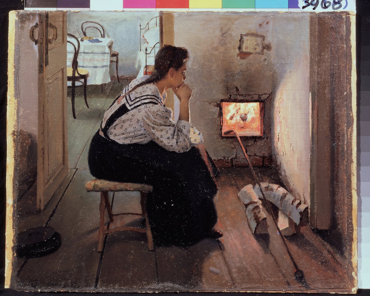 ""Tanker ved komfuret"" (Tanker ved komfuret) En ung kvinde sidder eftertænksomt foran bålet. Maleri af Jakov Kalinichenko (1869-1938) 1897 State Regional I. Pozhalostin Art Museum, Ryasan af Jakoff Jakovlevitch Kalinitchenko