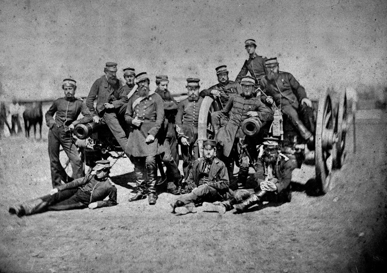 Ni pund kanoner fra Royal Artillery knyttet til 3rd Division, 1855-56 af James Robertson