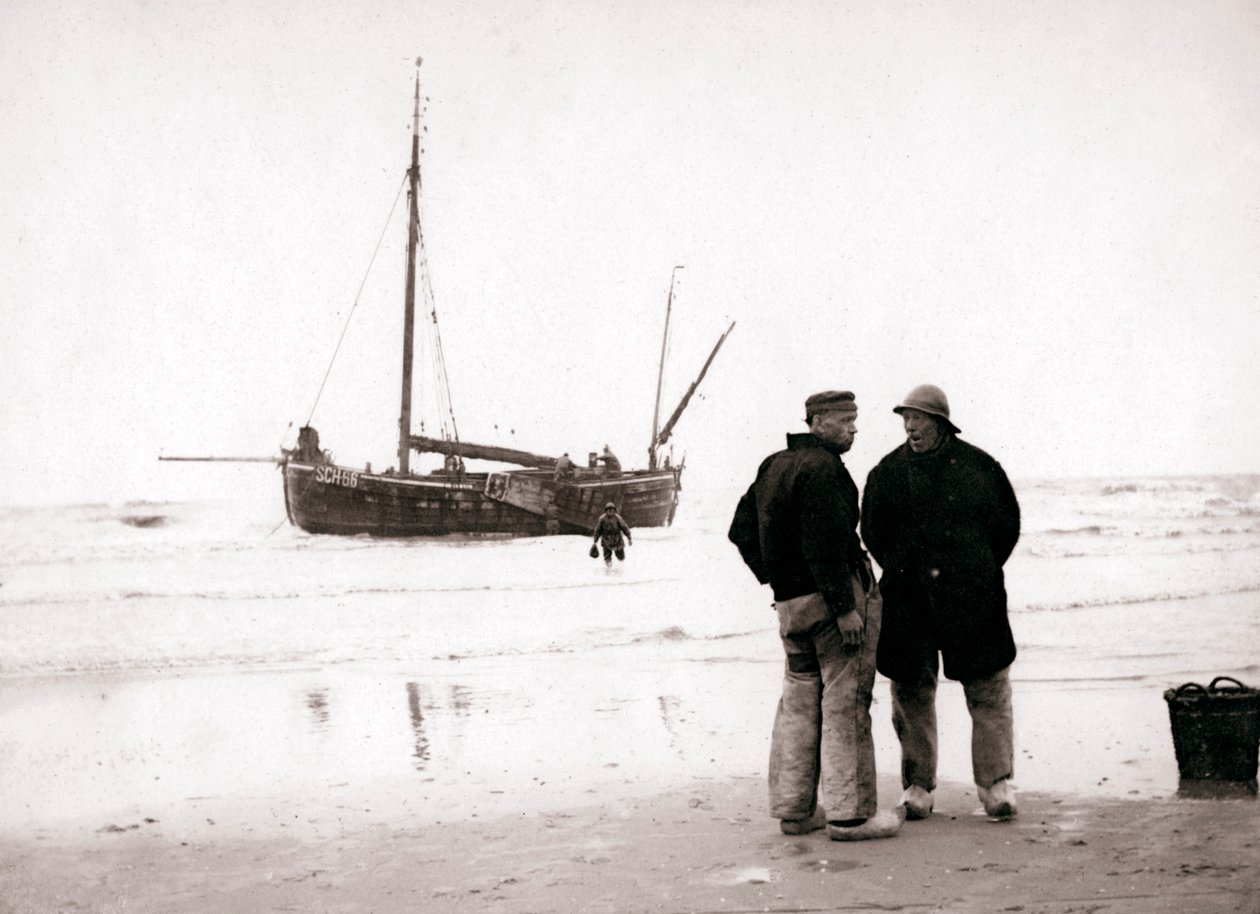 Mænd ved kysten, Scheveningen, Holland, 1898. af James Batkin