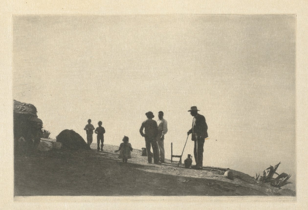 Kameraarbejde: Gruppe på en bakkevej - Granada, 1914. af James Craig Annan