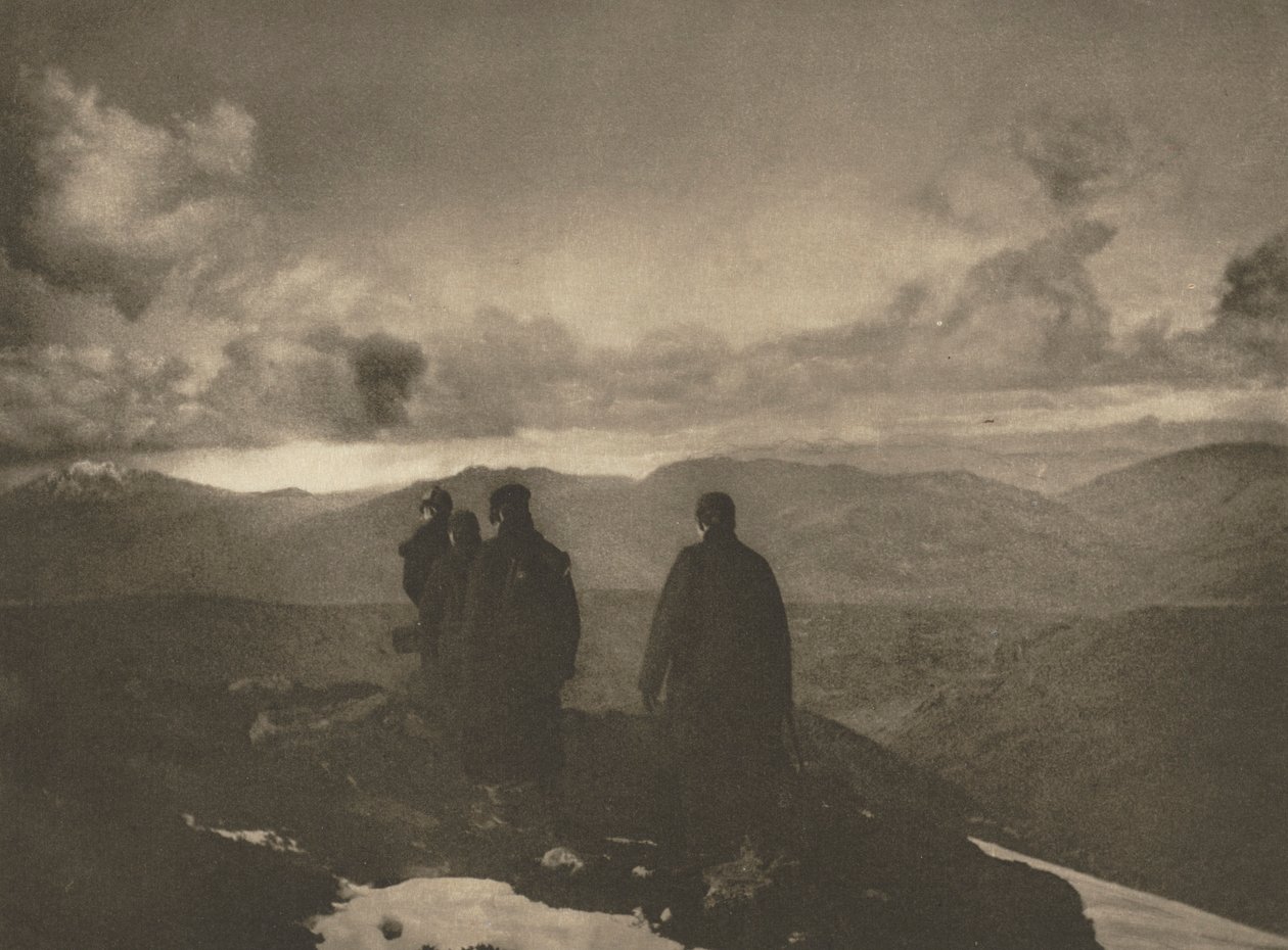 Kameraarbejde: The Dark Mountains, 1904. af James Craig Annan