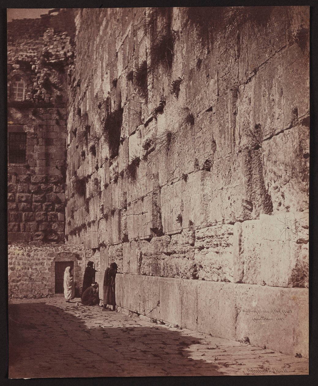 Jødernes Grædemur [Jerusalem. Grædemuren (Vestmuren)] af James Robertson