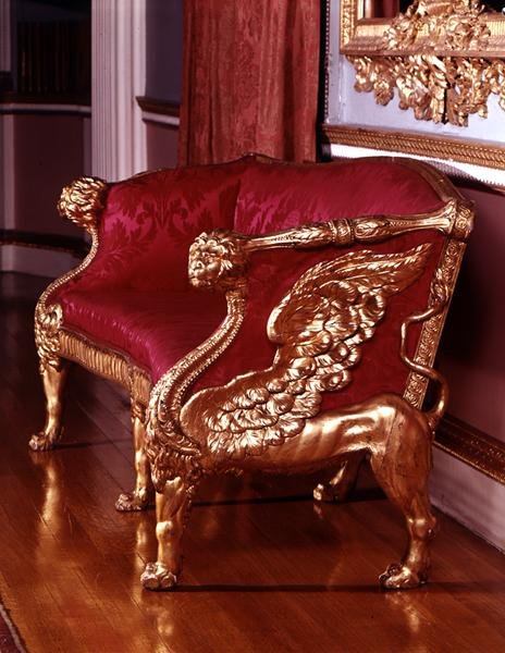 Sofa med bevingede løve-endestøtter, ca. 1760 (se også 148803) af James Stuart