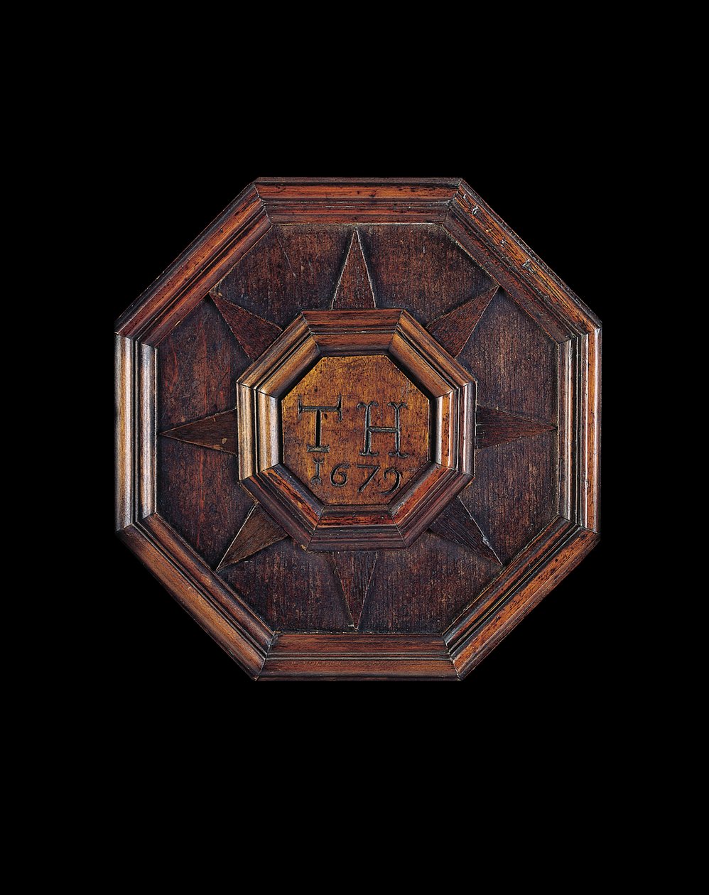 Joseph og Bathsheba-paven udskårne og anvendte værdigenstande-kabinet, Salem, Massachusetts, 1679 af James Symonds