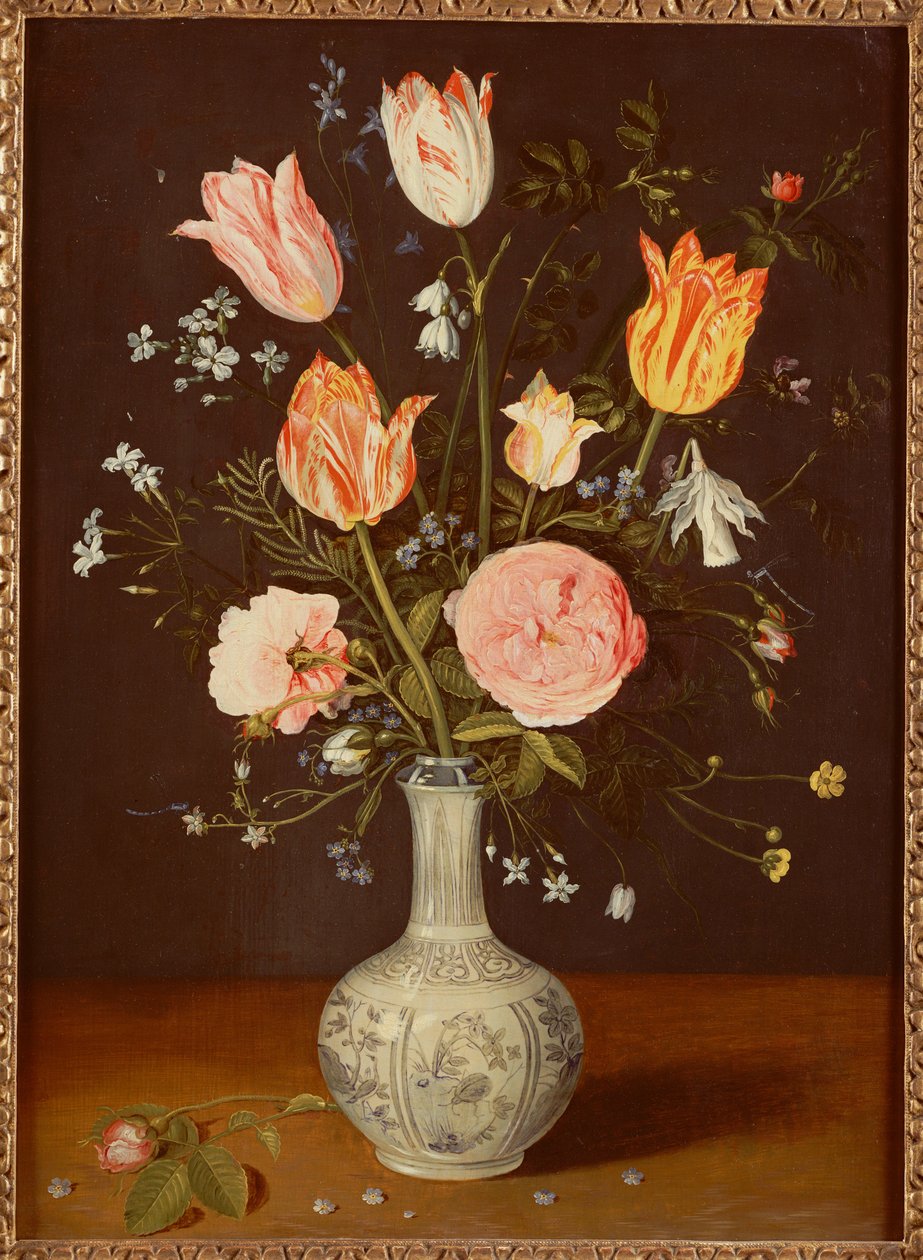 Tulipaner, roser, forglemmigej og andre blomster i en sen Ming blå og hvid vase af Jan Brueghel the Elder