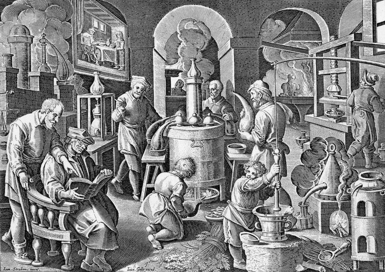 Destillation.: I ild bliver saften af ​​alle, kunst, krop, vand levende, klar og kraftfuld. 1500-tals gravering af Jan van der Straet, på de forskellige stadier af destillation. af Jan van der Straet