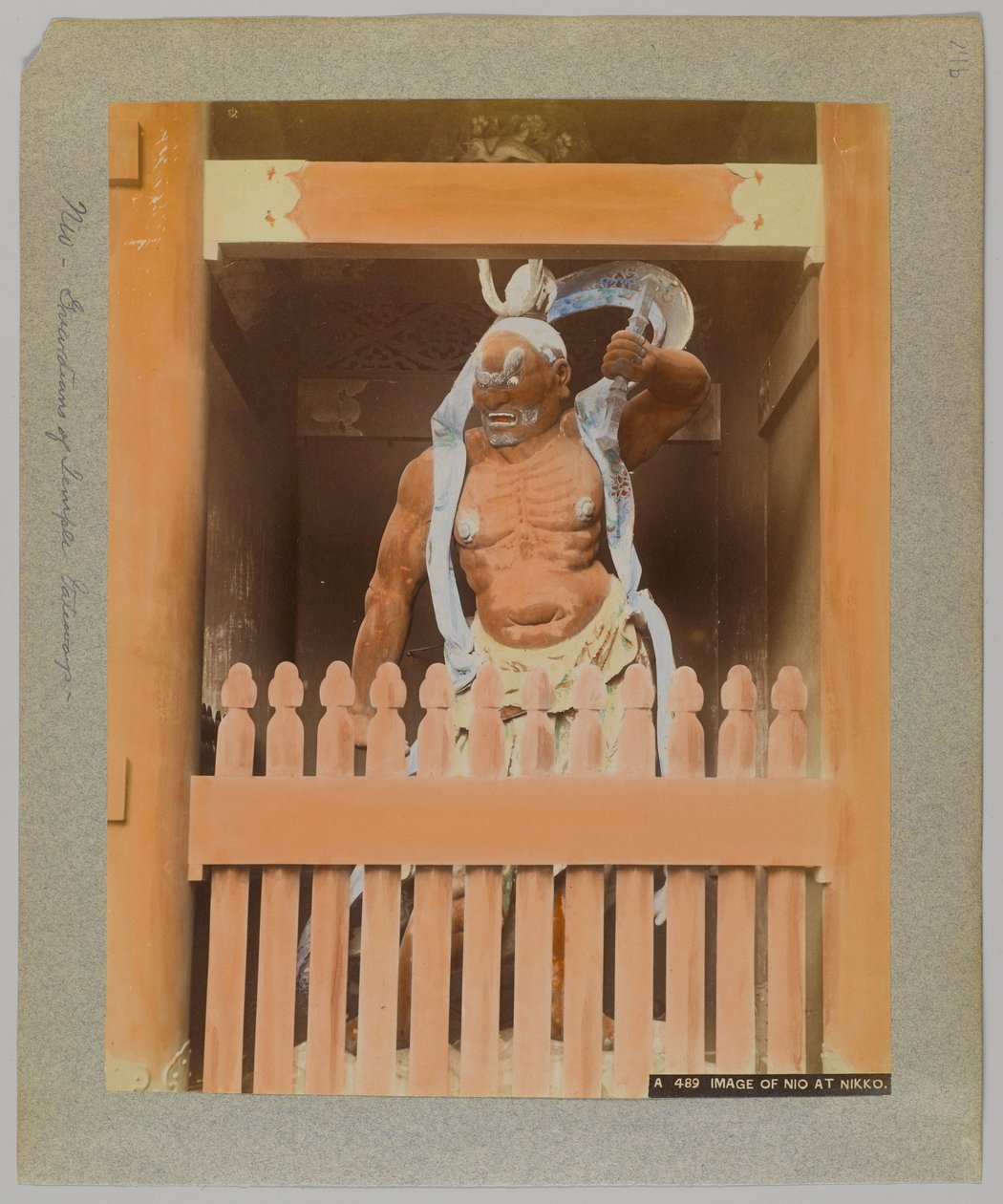 Billede af Nio at Nikko, Japan (håndfarvet sort/hvid foto) af Japanese Photographer