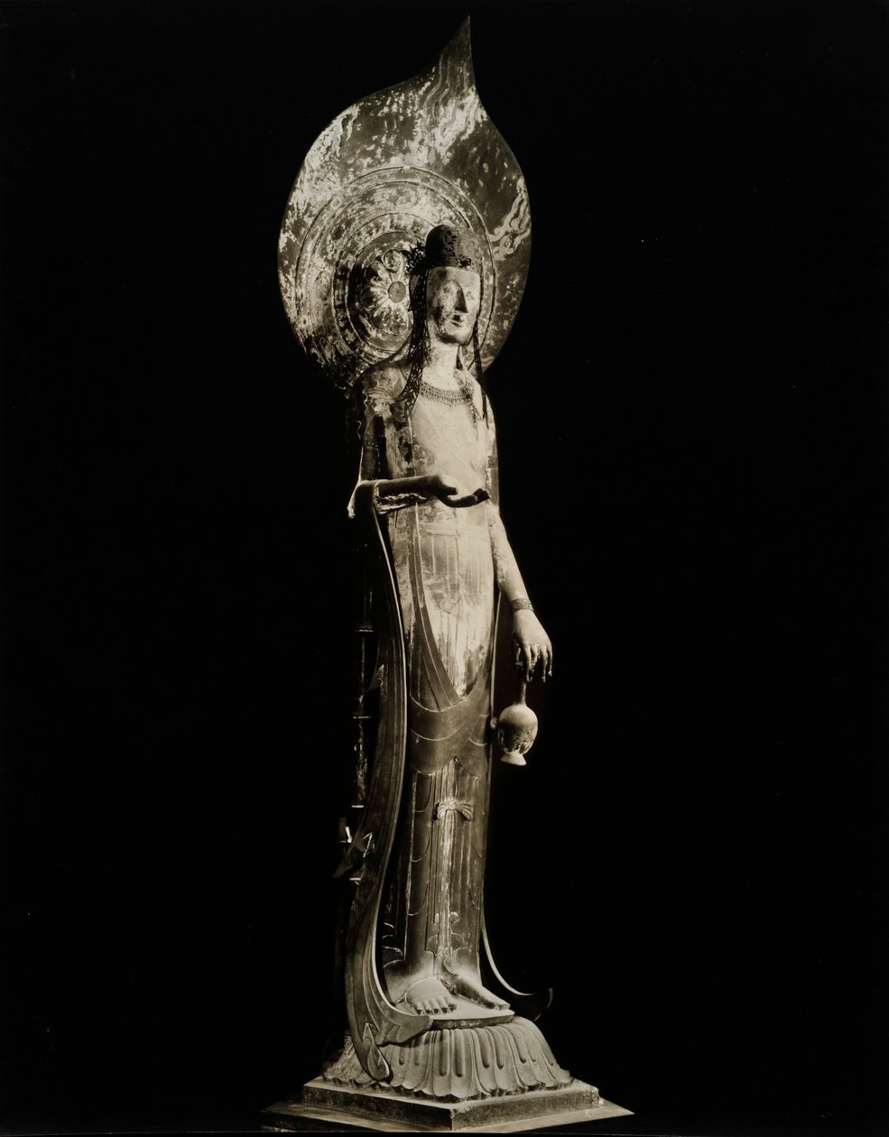 Kudara Kannon, from the 7th century, Asuka Period, Horyuji Temple, Japan, 1950 af Japanese Photographer