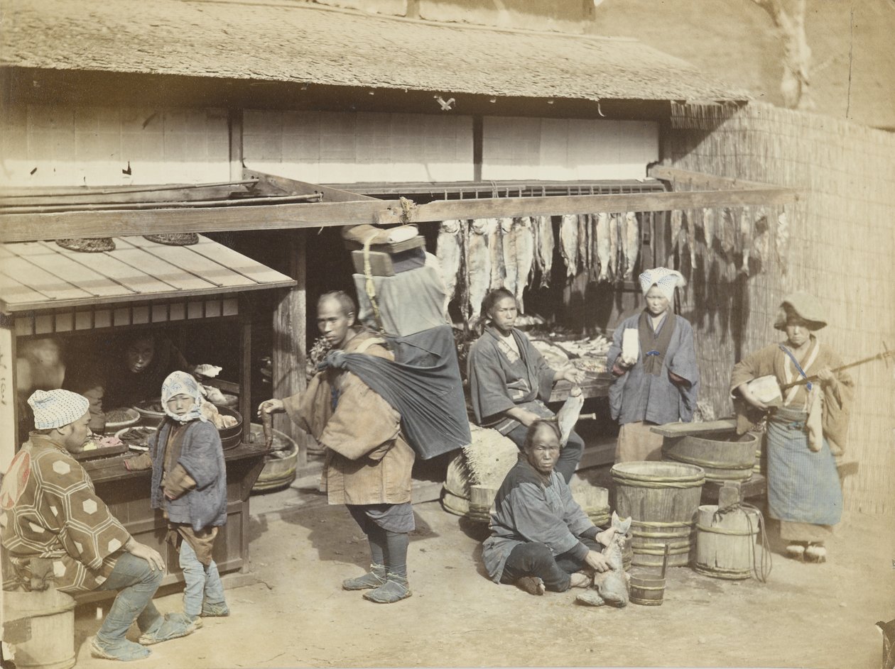 Markedsplads i Japan (håndfarvet sort/hvid foto) af Japanese Photographer