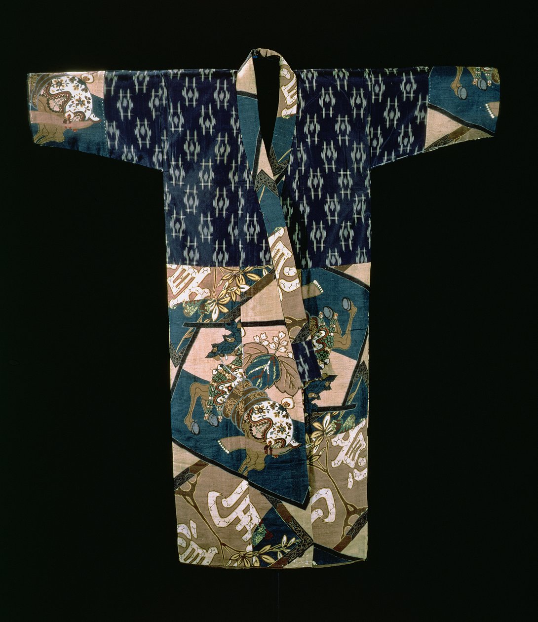 Drenge nagajuban under kimono med et design af heste med kaparison, Showa-periode, før 1950 (vævet silke med bindefarvet og stenciltrykt dekoration) af Japanese School