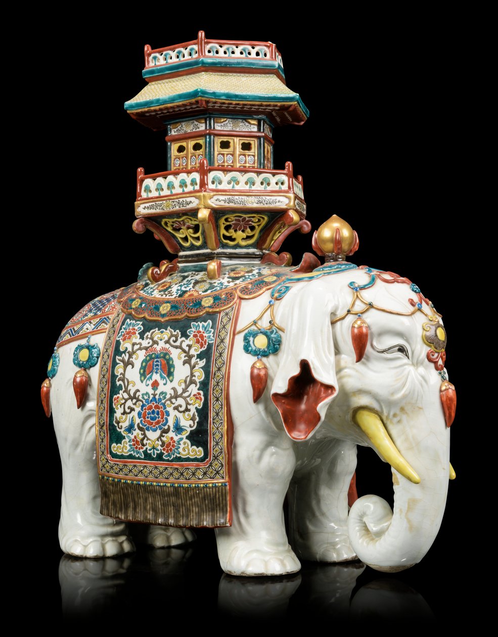 Elefant i Kakiemon-stil af Japanese School