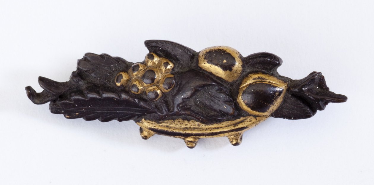 Menuki, eller greb ornament (kobber-guld legering med forgyldning) af Japanese School