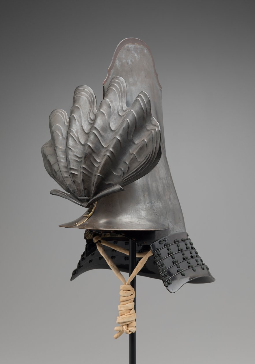 Samurai hjelm (træ, lak, metal og fiber) af Japanese School