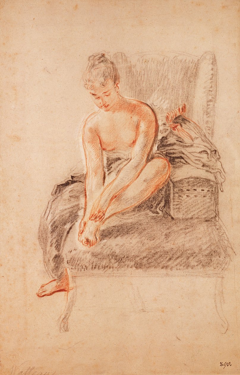 Halvnøgen kvinde sidder på en chaiselong og holder om foden af Jean Antoine Watteau