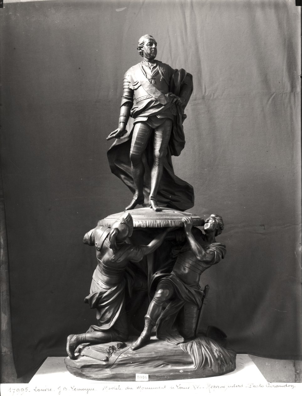Model til Louis XV-monumentet (1710-74) designet til Place Royale i Rouen, 1772 (bronze) af Jean Baptiste II Lemoyne
