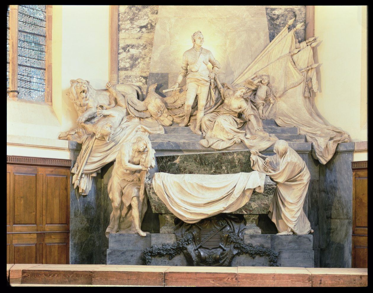 Grav af marskal Maurice de Saxe (1696-1750) 1756-77 (marmor) af Jean Baptiste Pigalle